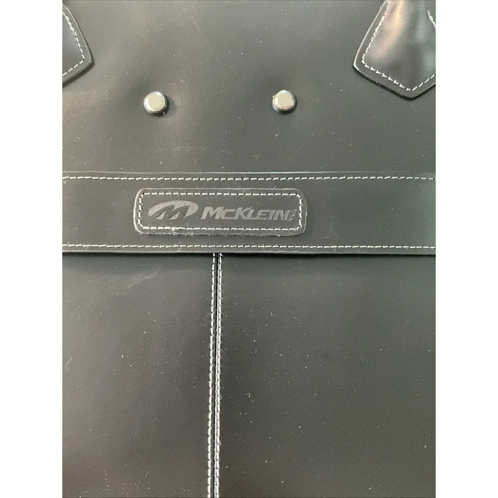 McKlein Granville 96145A Black 15.6